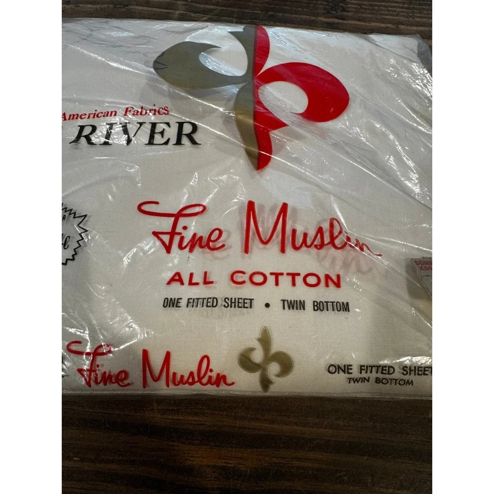 Dan River Fitted Twin Sheet White New Fine Muslin All Cotton Vintage USA NIP NOS